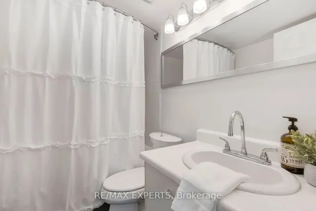 Additional image 31 of 70 Elmsthorpe Ave Unit 202