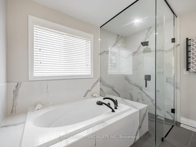 Additional image 21 of 16 PRIMA VISTA Crt