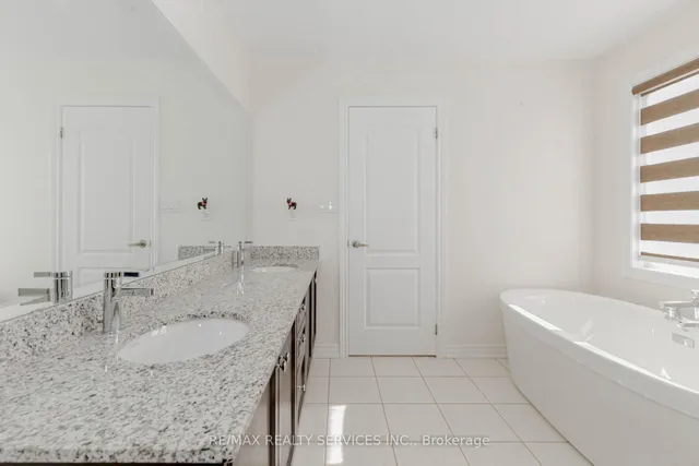 Additional image 38 of 17 Seymour Rd