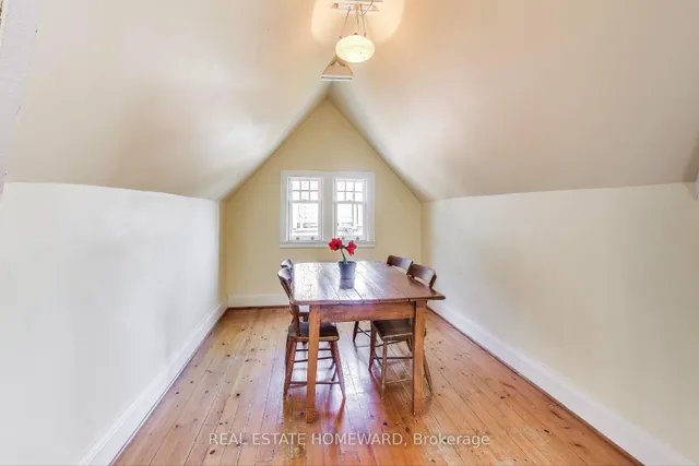 Additional image 28 of 49 Hogarth Ave