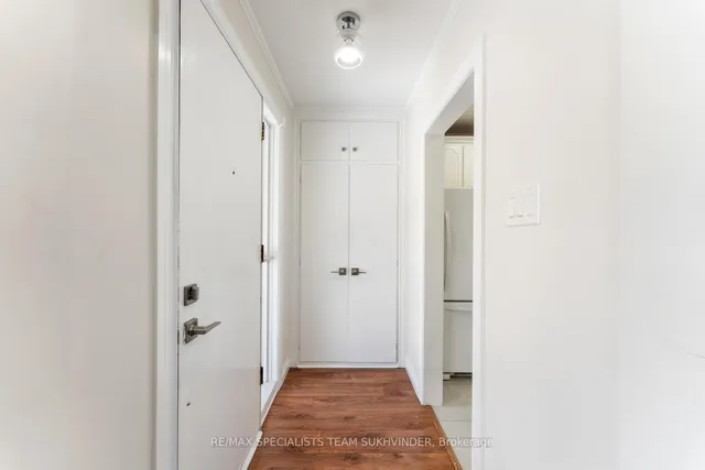 Additional image 8 of 21 White Abbey Park