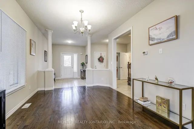 Additional image 10 of 63 Huck Cres