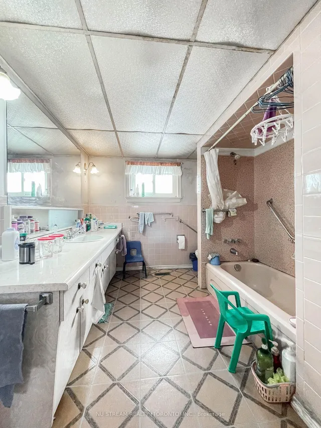 Additional image 38 of 17 Skyridge Rd