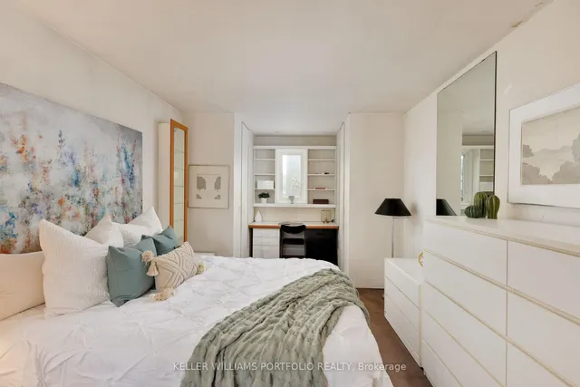 Additional image 19 of 220 Howard Park Ave