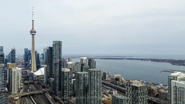 Additional image 4 of 576 Front St Unit 402