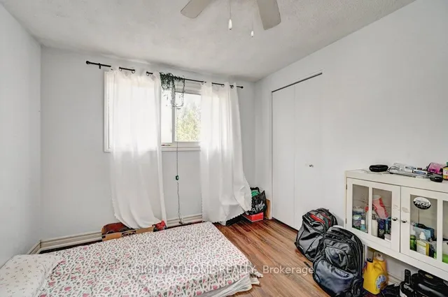 Additional image 24 of 58 Belwood Cres