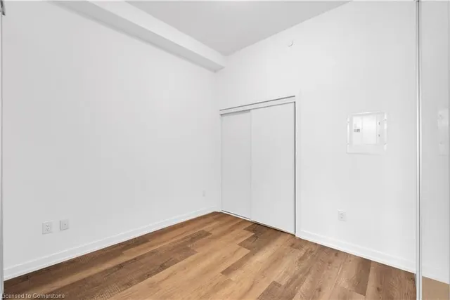 Additional image 8 of 460 Dundas St Unit 122