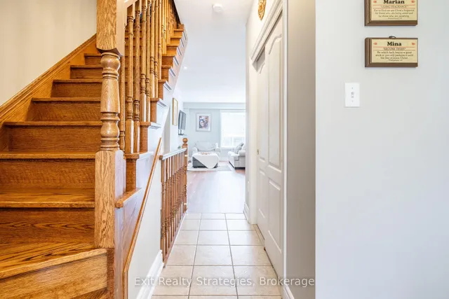 Additional image 7 of 15 Marina Point Cres