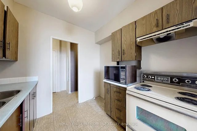 Additional image 12 of 1 Massey Sq Unit PH19