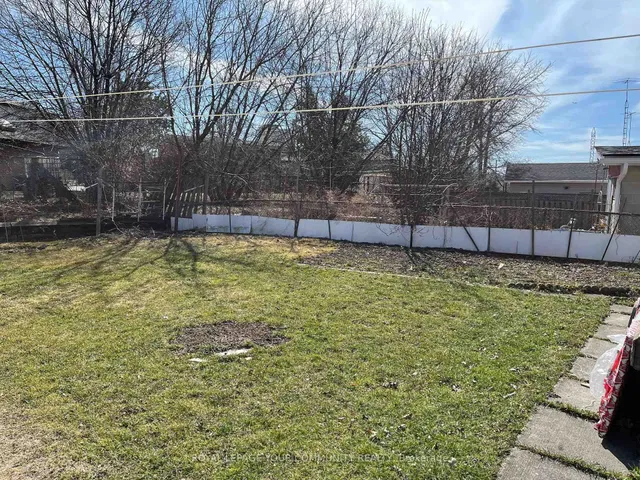 Additional image 6 of 18 Bloomington Cres