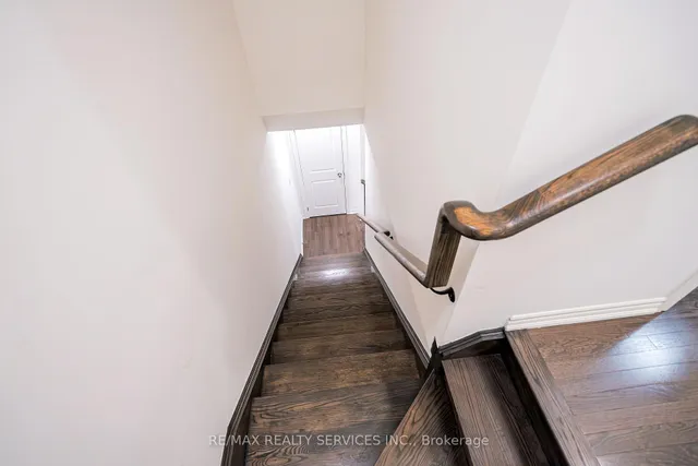 Additional image 38 of 19 Arrowview Dr