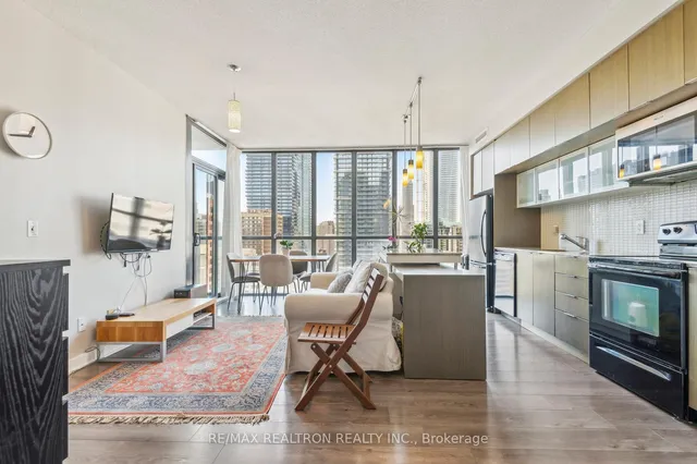 Additional image 8 of 110 Charles St Unit 2006