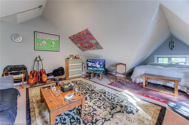 Additional image 32 of 133 Markland St