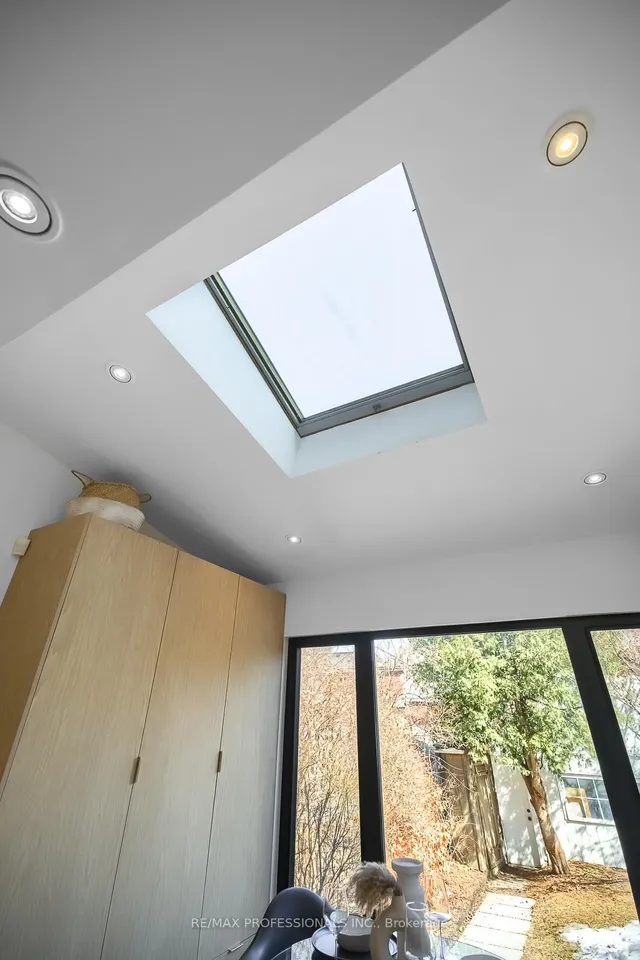 Additional image 10 of 21 Alhambra Ave