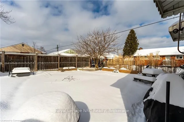 Additional image 29 of 774 Upper Sherman Ave