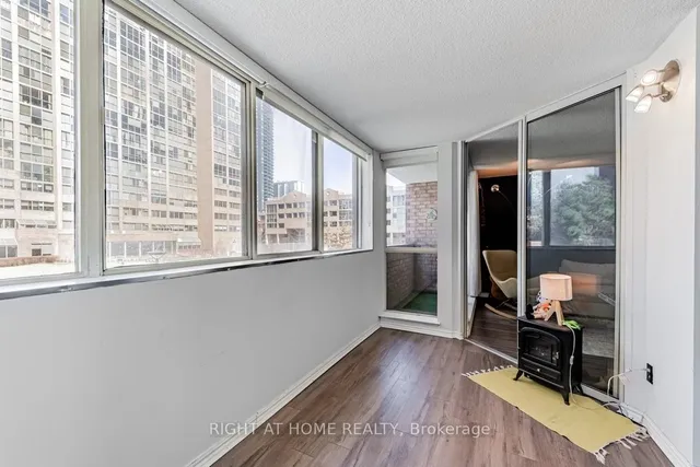 Additional image 10 of 60 Homewood Ave Unit 201