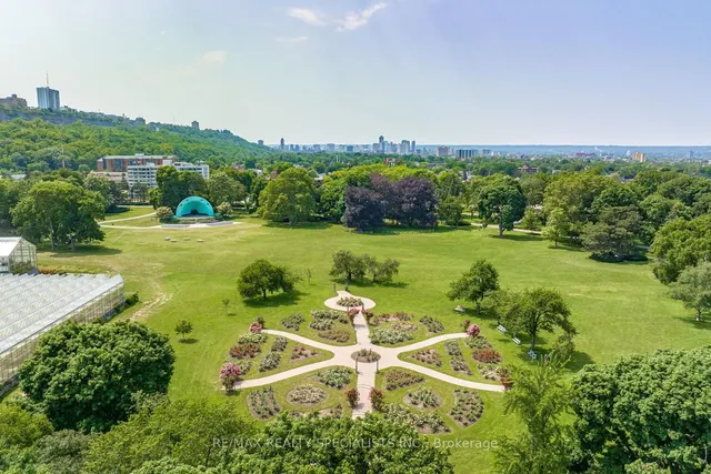 Additional image 39 of 94 Glendale Ave