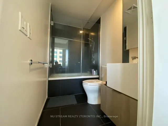 Additional image 29 of 1 Bloor St Unit 1701