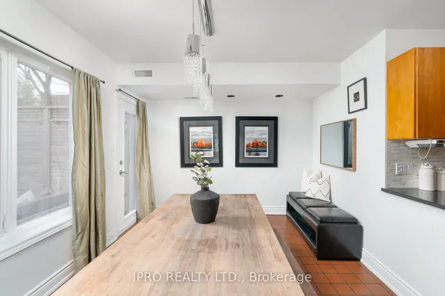 Additional image 18 of 85 Strathcona Ave