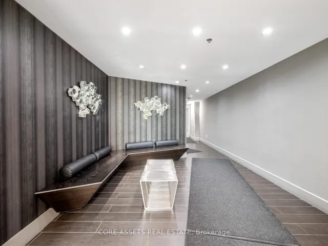 Additional image 39 of 90 Trinity St Unit 804