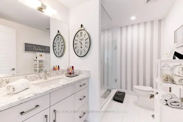Additional image 20 of 2025 Maria St Unit 1208