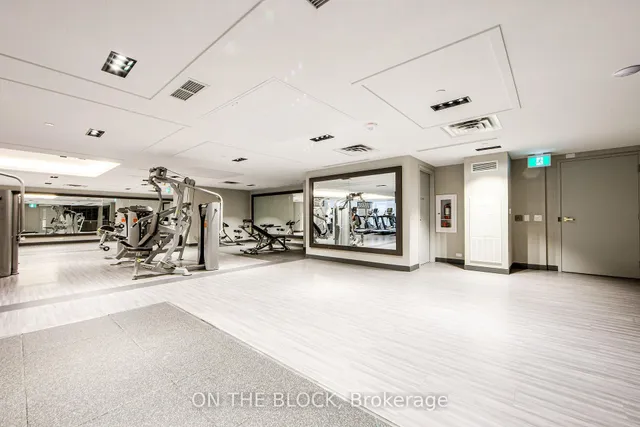 Additional image 41 of 543 Richmond St Unit 1006