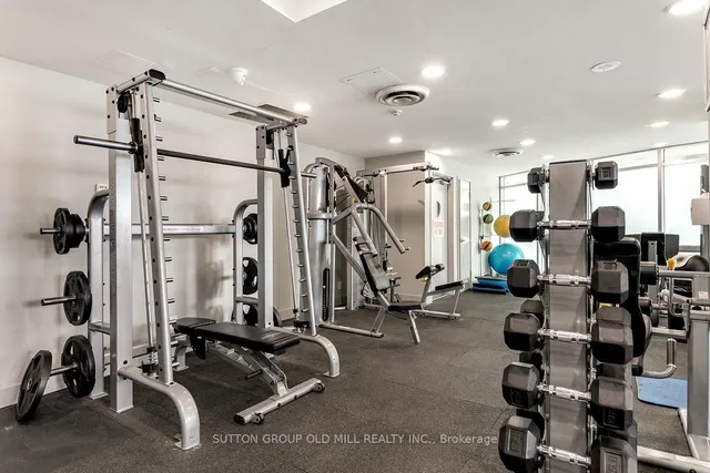 Additional image 32 of 600 Queens Quay Unit 606