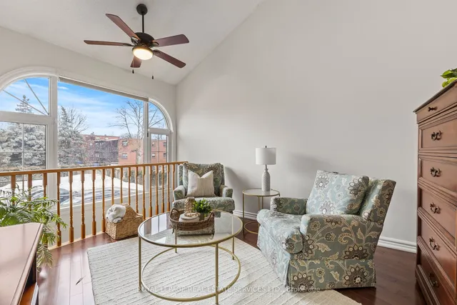 Additional image 23 of 2110 New St Unit 8