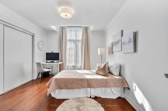 Additional image 35 of 533 Kennedy Circ