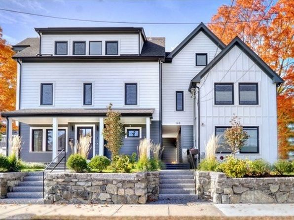 148 Myrtle St FLOOR 1, Melrose, MA 02176