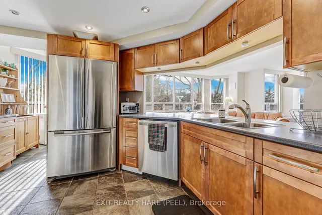 Additional image 20 of 330 Mill St Unit 304