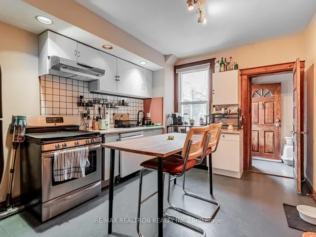 Additional image 26 of 867 Bathurst St