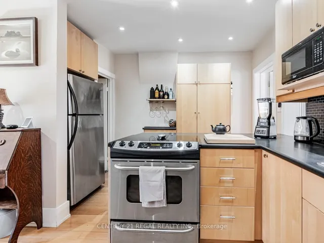 Additional image 12 of 31 Petman Ave