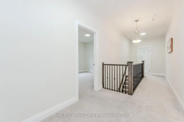 Additional image 16 of 321 Woodbine Ave