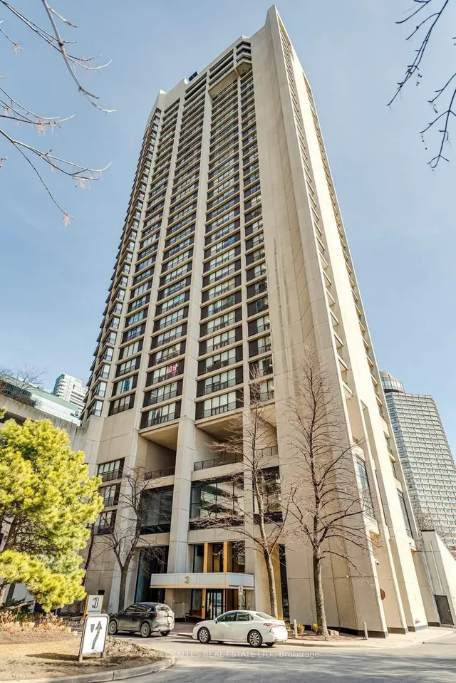 Additional image 2 of 33 Harbour Sq Unit 2440