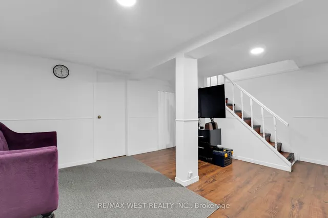 Additional image 26 of 18 Jasmine Sq