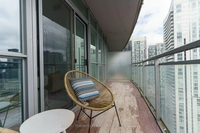 Additional image 37 of 38 Dan Leckie Way Unit 3011