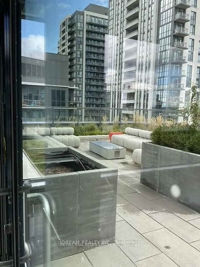 Additional image 11 of 1195 The Queensway N/A Unit 102