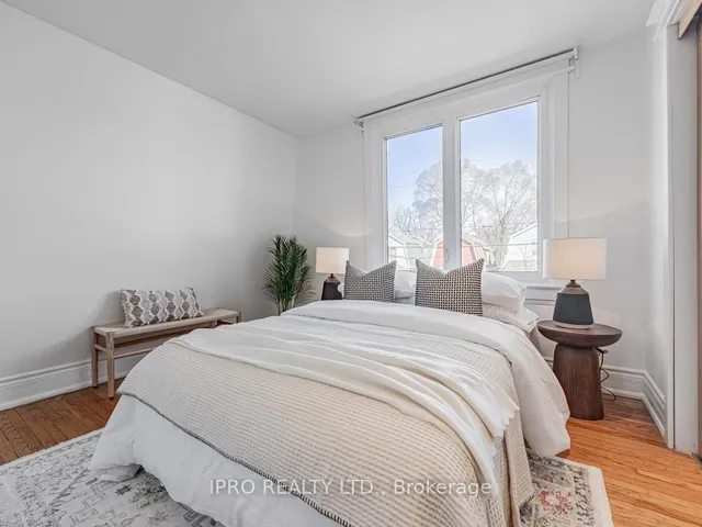 Additional image 23 of 239 Lumsden Ave