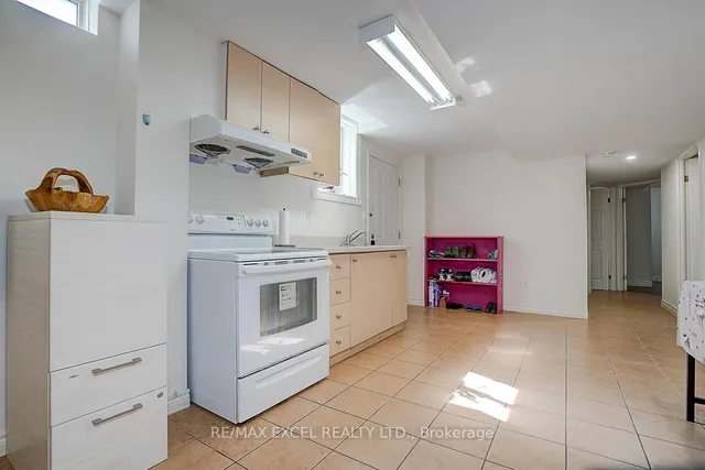 Additional image 42 of 118 Shepton Way