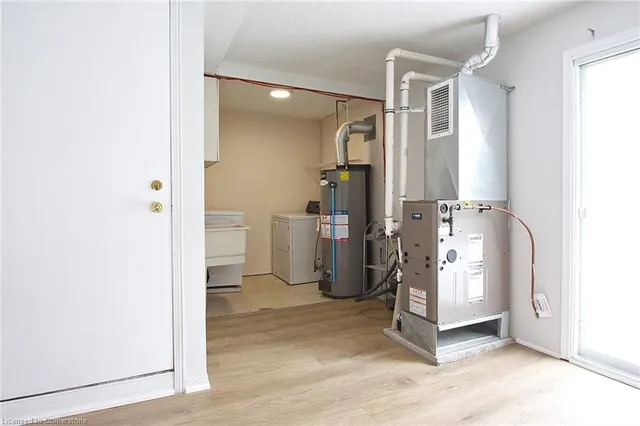 Additional image 39 of 51 Caroga Crt Unit 9