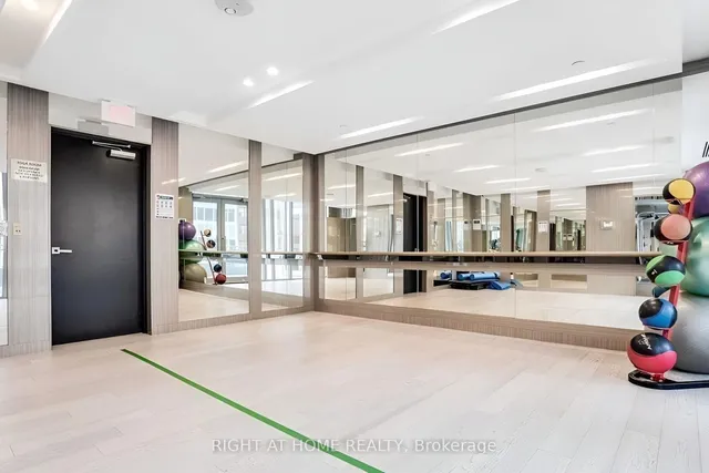 Additional image 36 of 98 Lillian St Unit 622