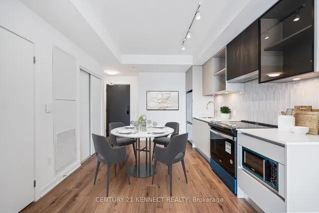 Additional image 8 of 395 Dundas St Unit 804