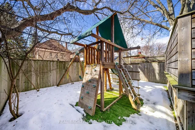 Additional image 27 of 194 Lee Ave