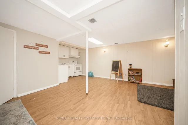 Additional image 35 of 26 Hercules Crt