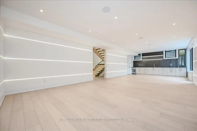 Additional image 40 of 208 Shaver Ave