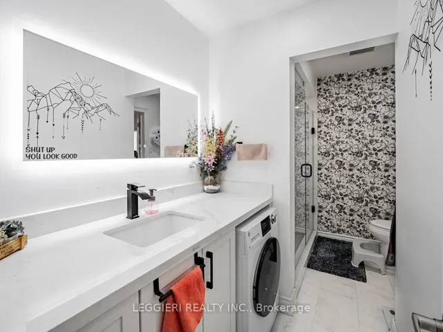 Additional image 22 of 6849 Darcel Ave