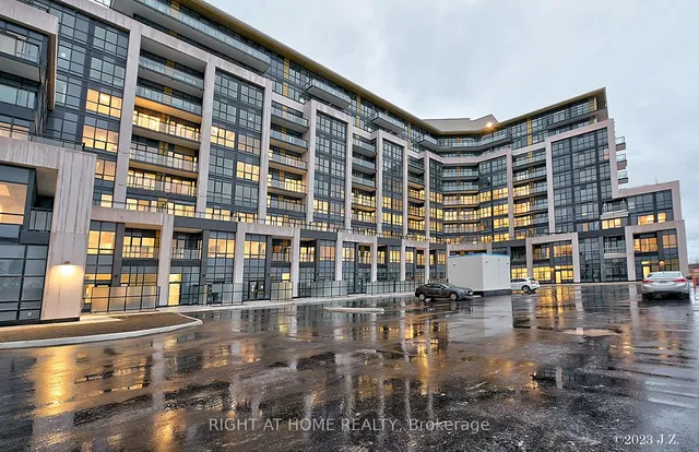 Additional image 18 of 405 Dundas St St Unit 112