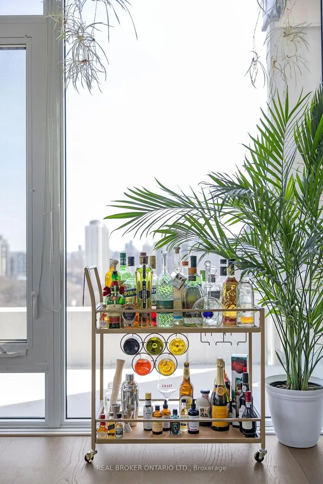 Additional image 9 of 5 Soudan Ave Unit 2004