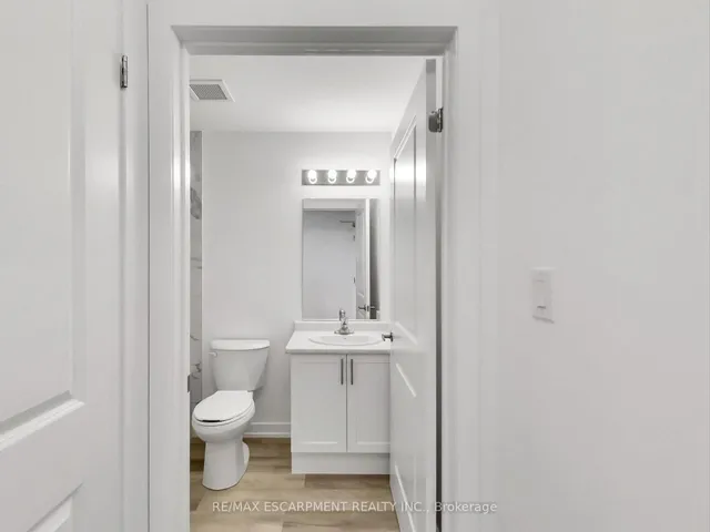 Additional image 3 of 470 Dundas St Unit 811